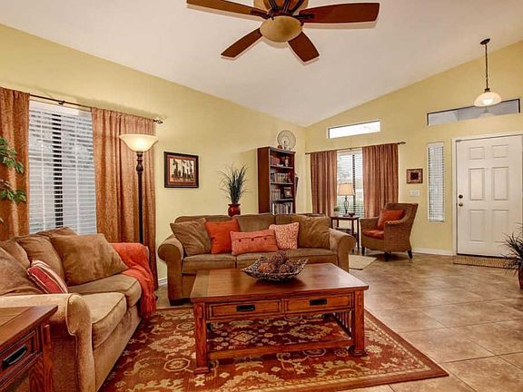 3rd image of 4065 W Tonopah Dr