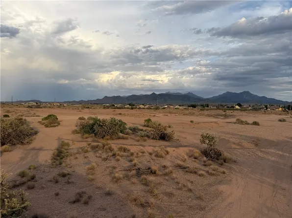 311-04-265 and 266 Diamond Street, Kingman, AZ 86401