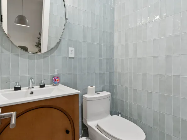 10 Hausman Street image 29 of 30