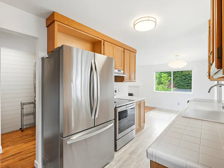 4830 S Raymond St — Photo 12
