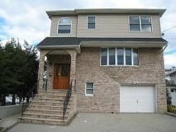 1st image of 234 Eagle St