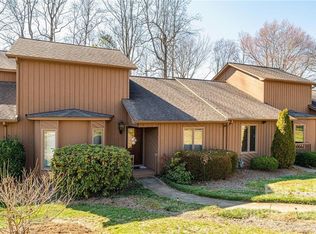 1762 12th St NE, Hickory, NC 28601