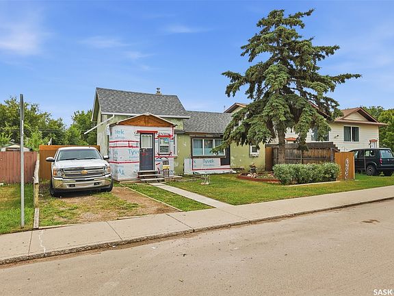 3rd image of 450 Y Avenue S