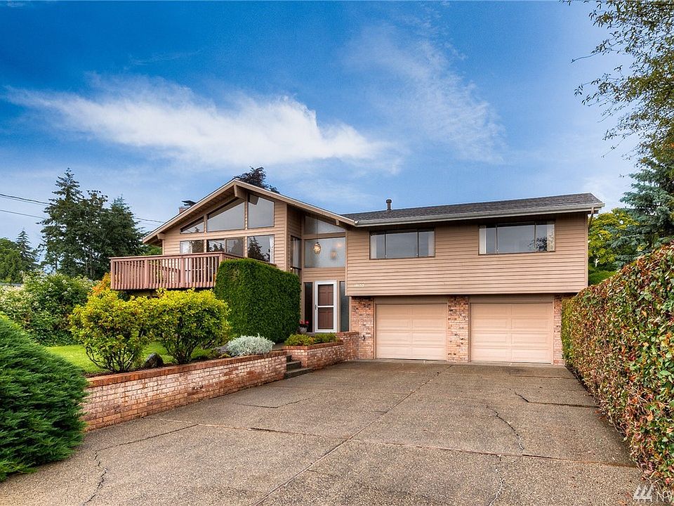 Welcome home to this meticulously maintained Normandy Park home!