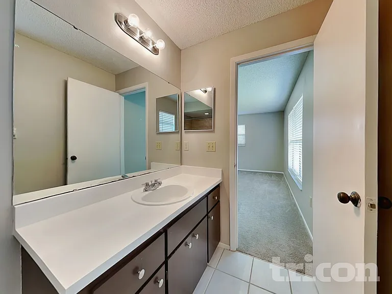 4918 Ithaca Ln — Photo 7