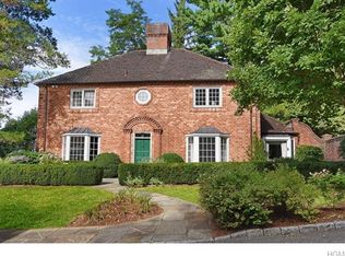 312 River Rd, Briarcliff Manor, NY 10510