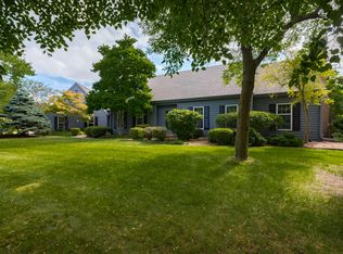 10330 N Chicory Ln, Mequon, WI 53092