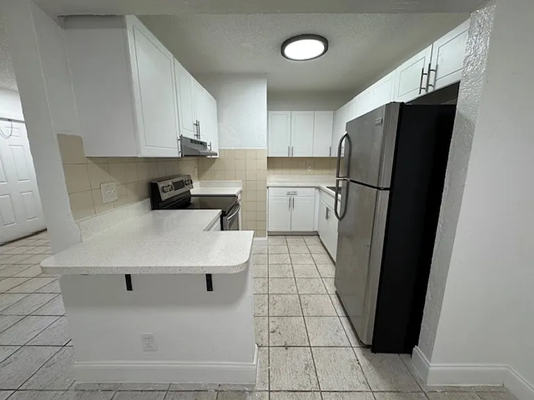 491 Banks Rd Margate, FL 33063 — Photo 7