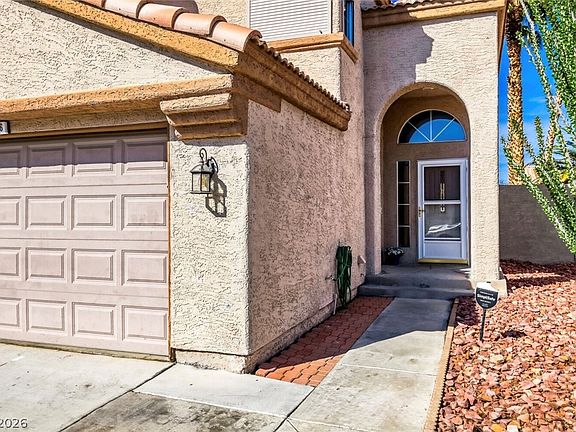 5th image of 1666 Garden Path Ct