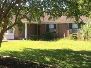 210 Lemans Dr, Bloomingdale, GA 31302