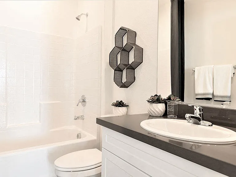 The Alowyn Homes at Centennial — Photo 19