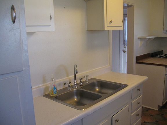 Kitchen East