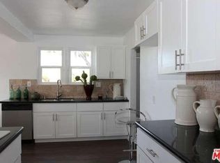 7602 Brighton Ave, Los Angeles, CA 90047