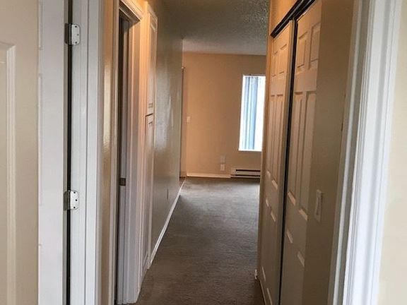 4th image of 800 SE 10th Ave APT 15
