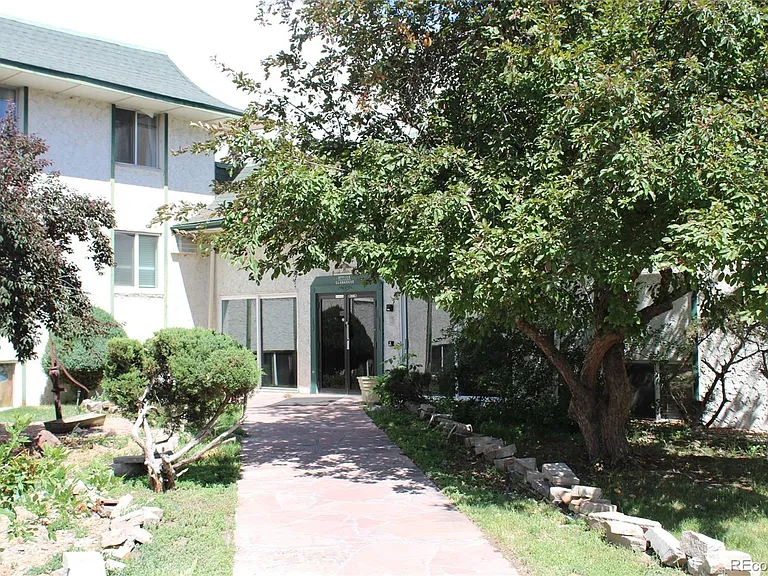 8822 E Florida Ave #206 — Photo 5