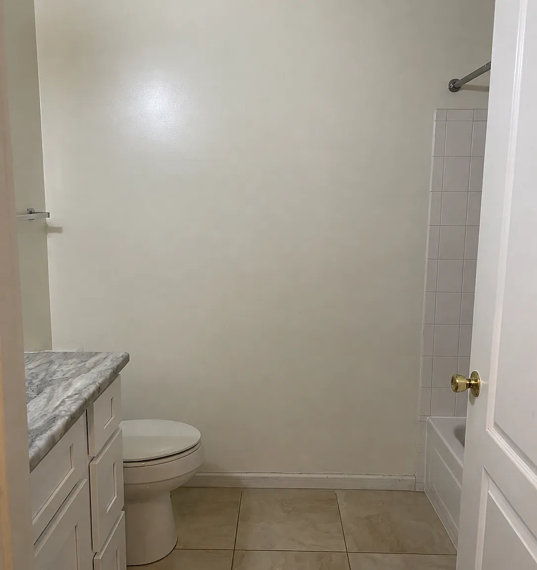 3 bed, 1476 sqft, $2,050 — Photo 4