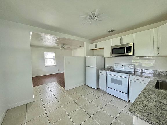 4th image of 5939 Magnolia St N