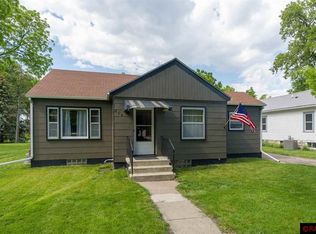 804 Broadway St, Cleveland, MN 56017