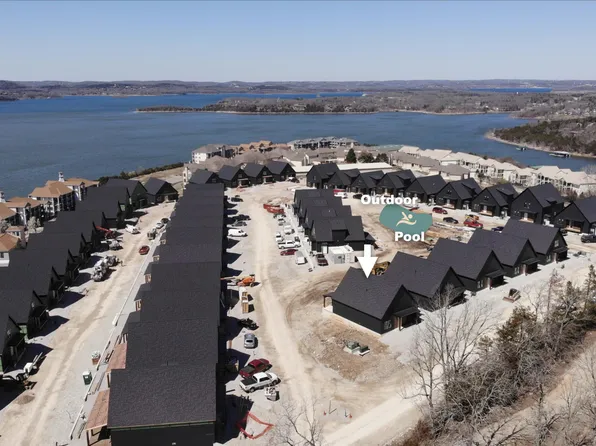 157 Poolside Pass #25, Hollister, MO 65672