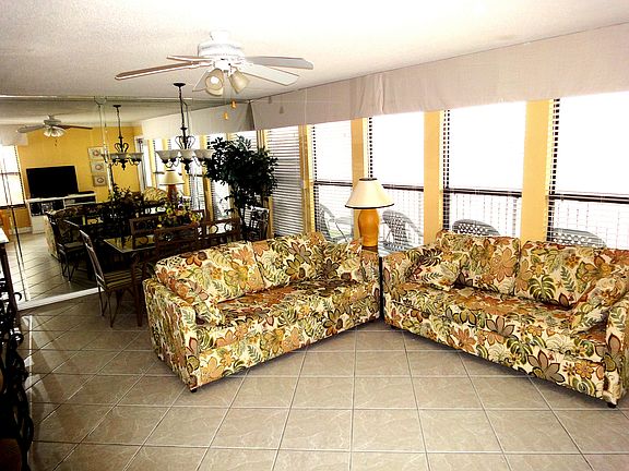 Living / Dinning Area