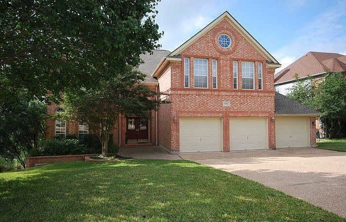 1st image of 9264 Scenic Bluff Dr