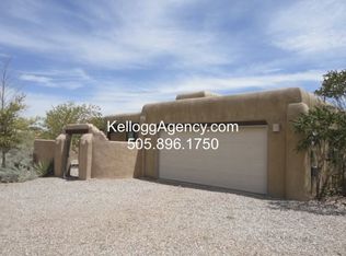 5724 Rio Mimbres Dr NE, Rio Rancho, NM 87144