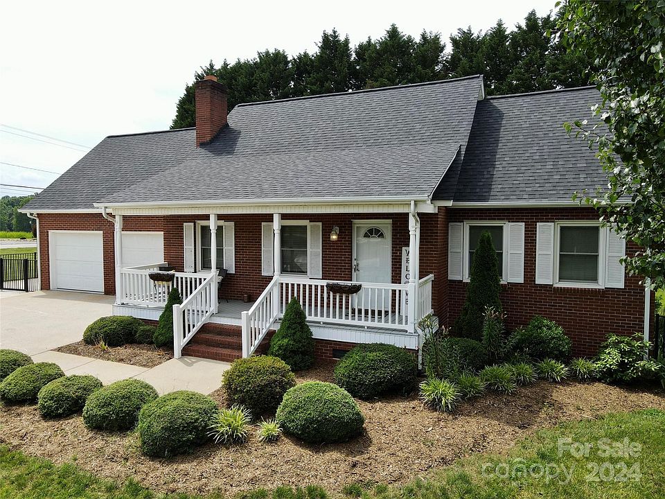 1st image of 4466 Granfloral Dr