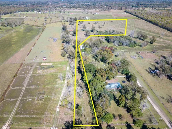 555 County Road 2089, Liberty, TX 77575