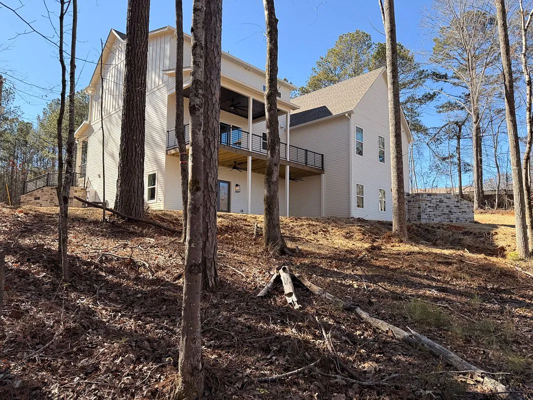 737 Williams Rd — Photo 4