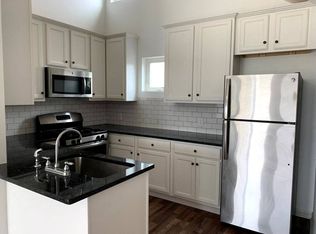 5261 Ridge Avenue, Philadelphia, PA 19128