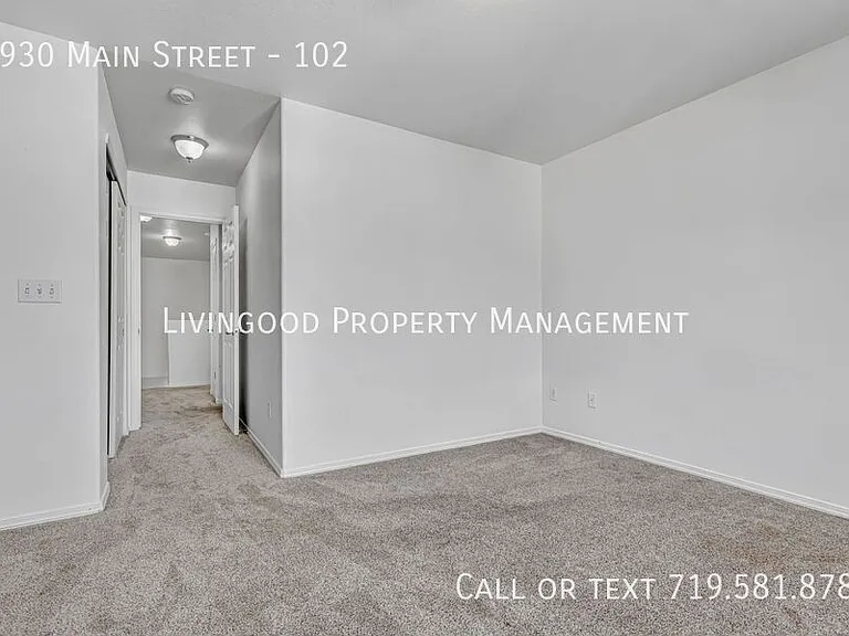 2930 Main St #102 — Photo 2