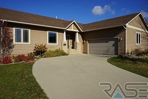 2nd image of 6400 S Killarney Cir