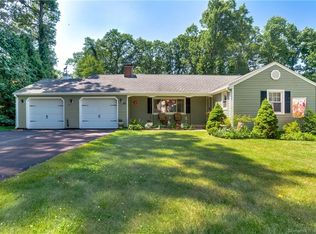 52 Ledgecrest Dr, Newington, CT 06111