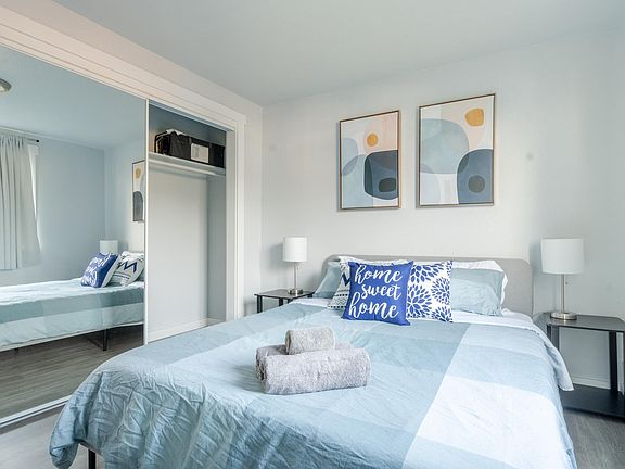 4th image of 3618 Lombard Ave #101
