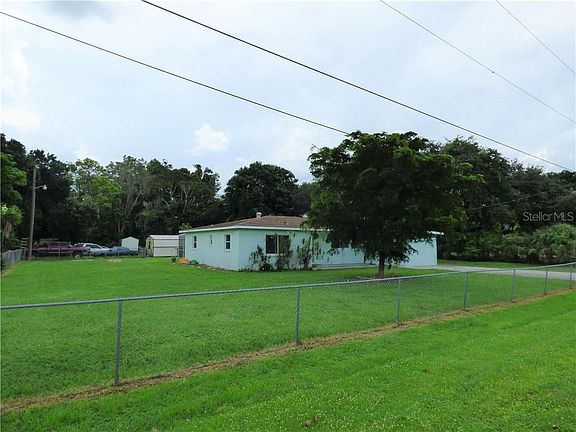 4th image of 105 Crescent Lake Dr