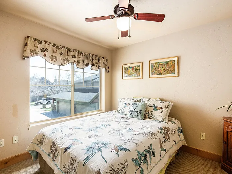 6144 N Fox Point Cir #C2 — Photo 12