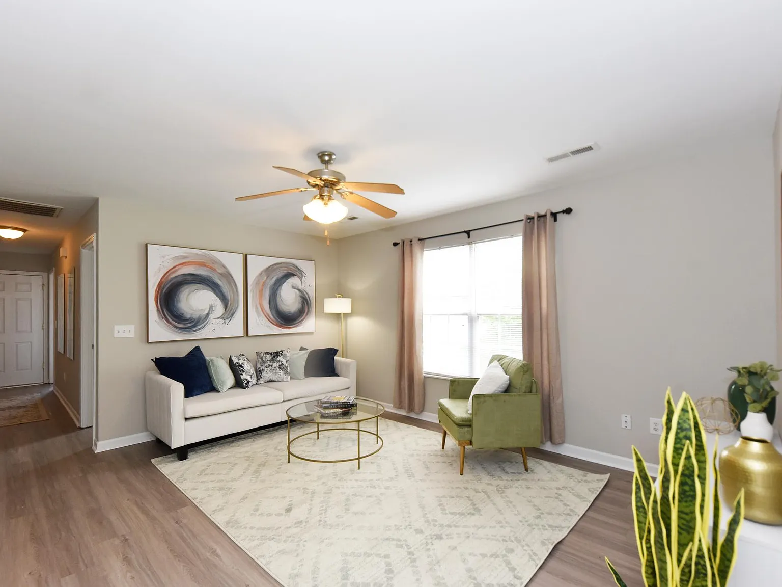 Residences at Devanshire — Photo 3