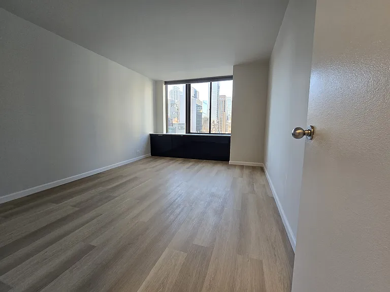 445 5th Ave #20A — Photo 7