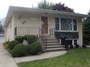 4622 Blanchan Ave, Brookfield, IL 60513