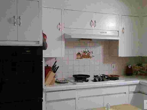 3rd image of 1326 Capisallo St
