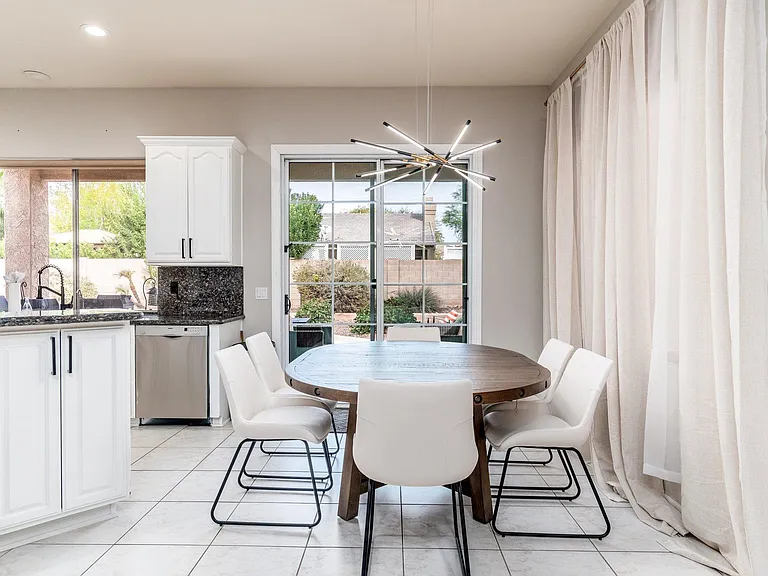 5238 E Helena Dr — Photo 18