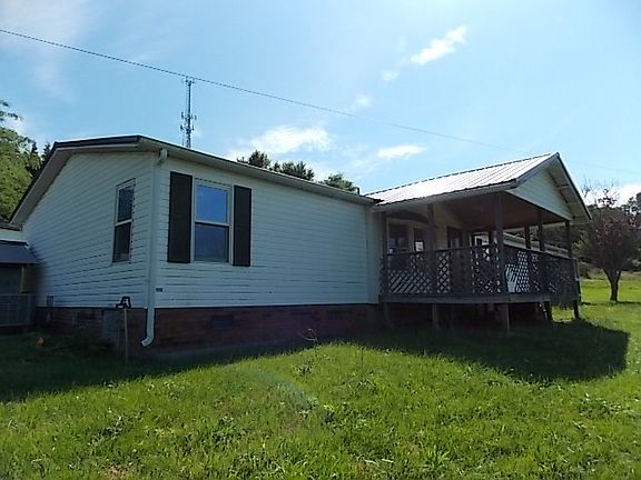 3rd image of 1119 Lovers Ln