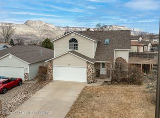 13 Pinetree Pl, Parachute, CO 81635