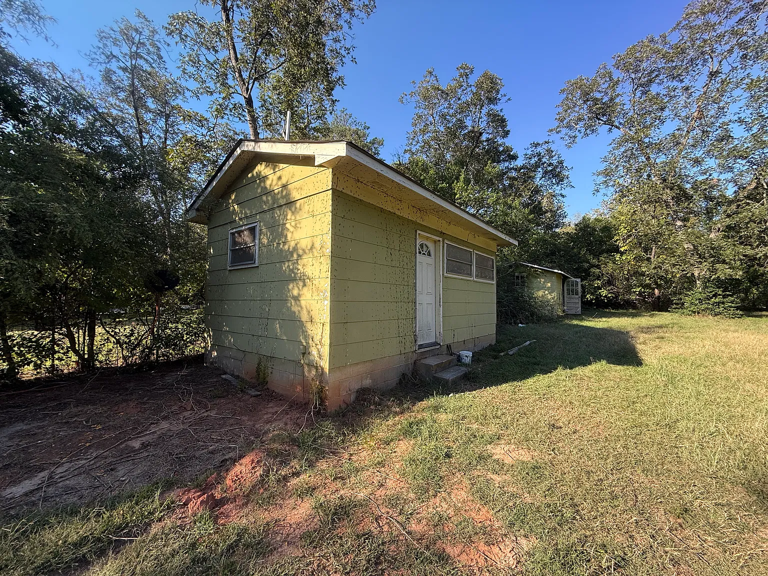 Studio, 250 sqft, $600 — Photo 2