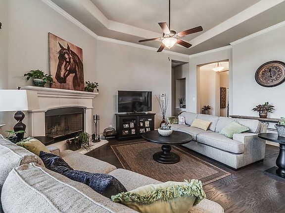 5th image of 6021 Beckley Dr