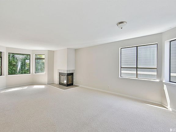 3rd image of 1470 Golden Gate Ave APT 2A