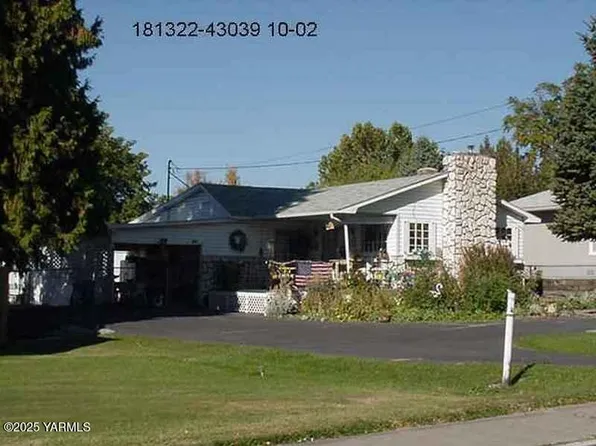 406 S 36th Ave, Yakima, WA 98902