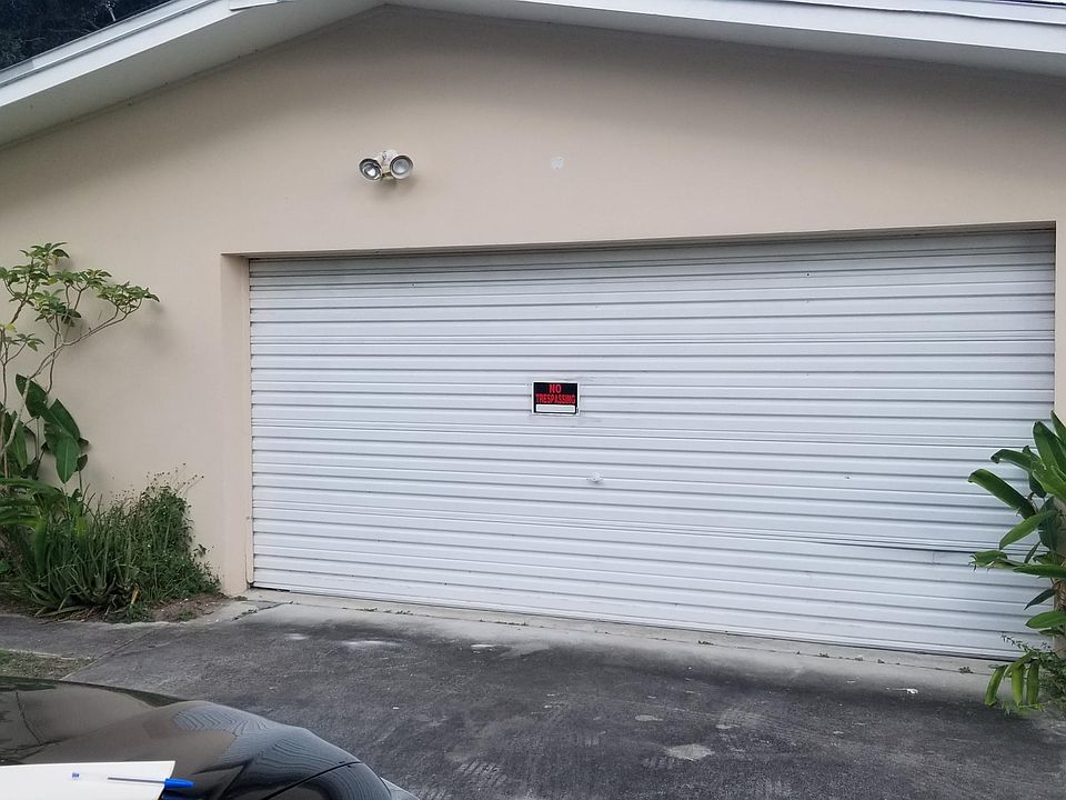 2nd image of 403 Poplar Avenue