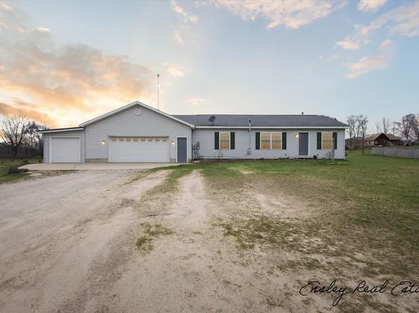 1553 Serenity Valley Dr NE, Cedar Springs, MI 49319