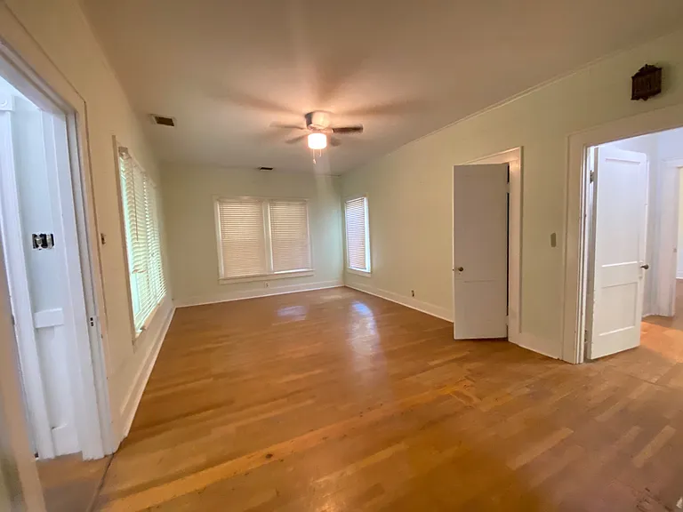 Second bedroom.